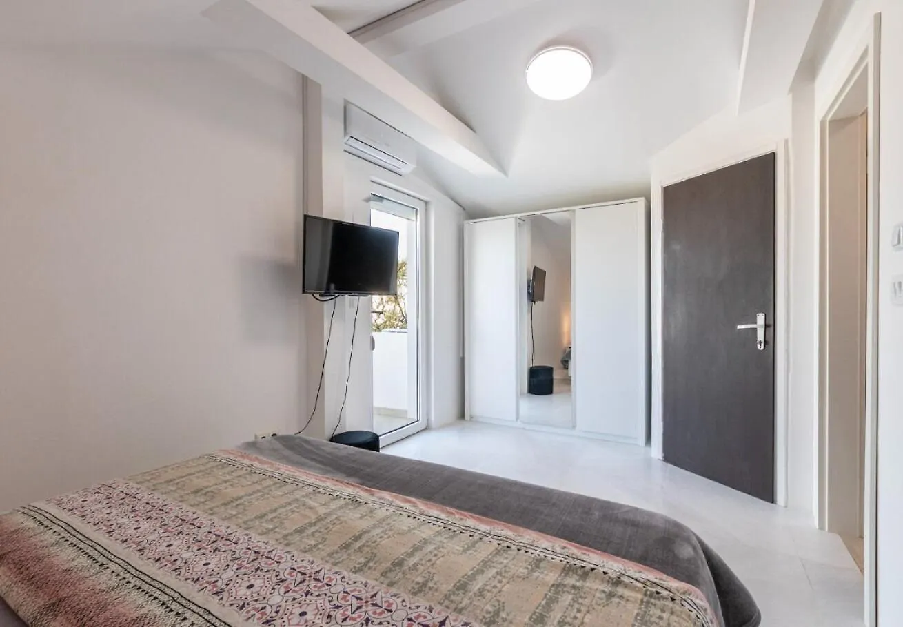 Holiday Home Dali - With Pool Razanac Croatia