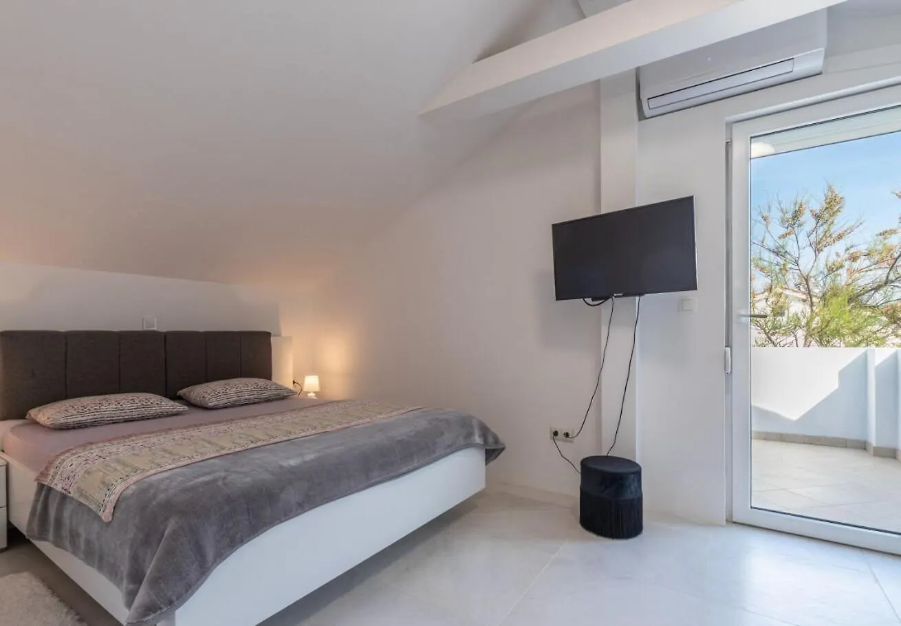 Holiday Home Dali - With Pool Razanac Croatia
