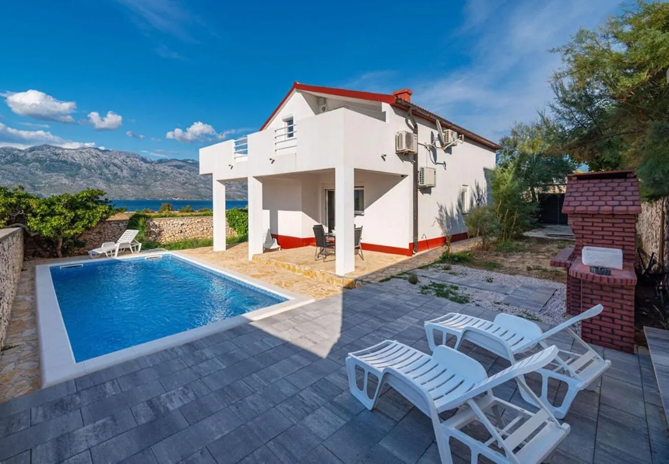 Holiday Home Dali - With Pool Razanac