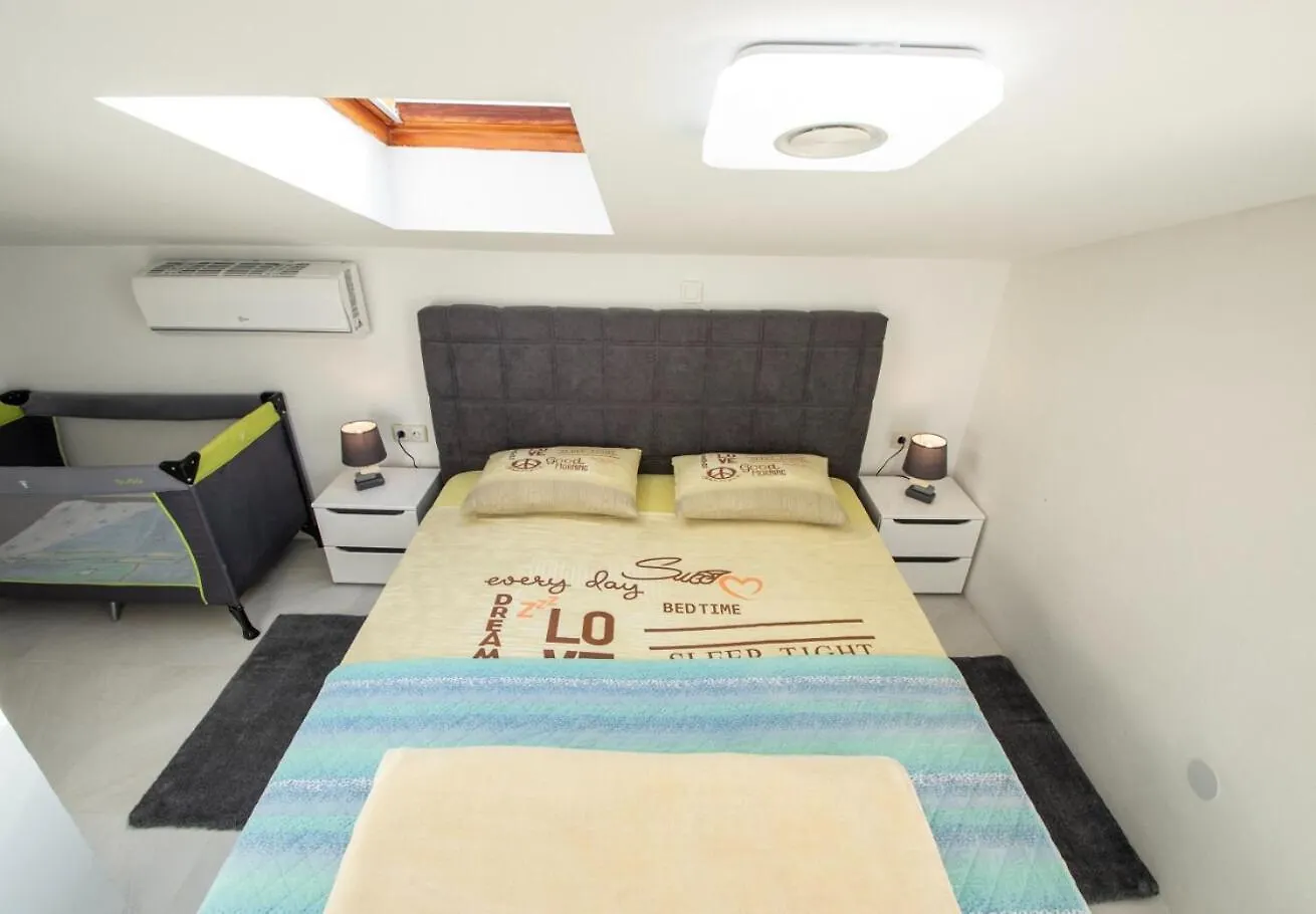 Holiday Home Dali - With Pool Razanac