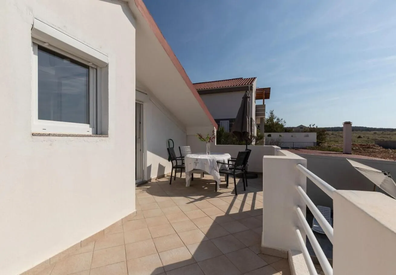 Holiday Home Dali - With Pool Razanac